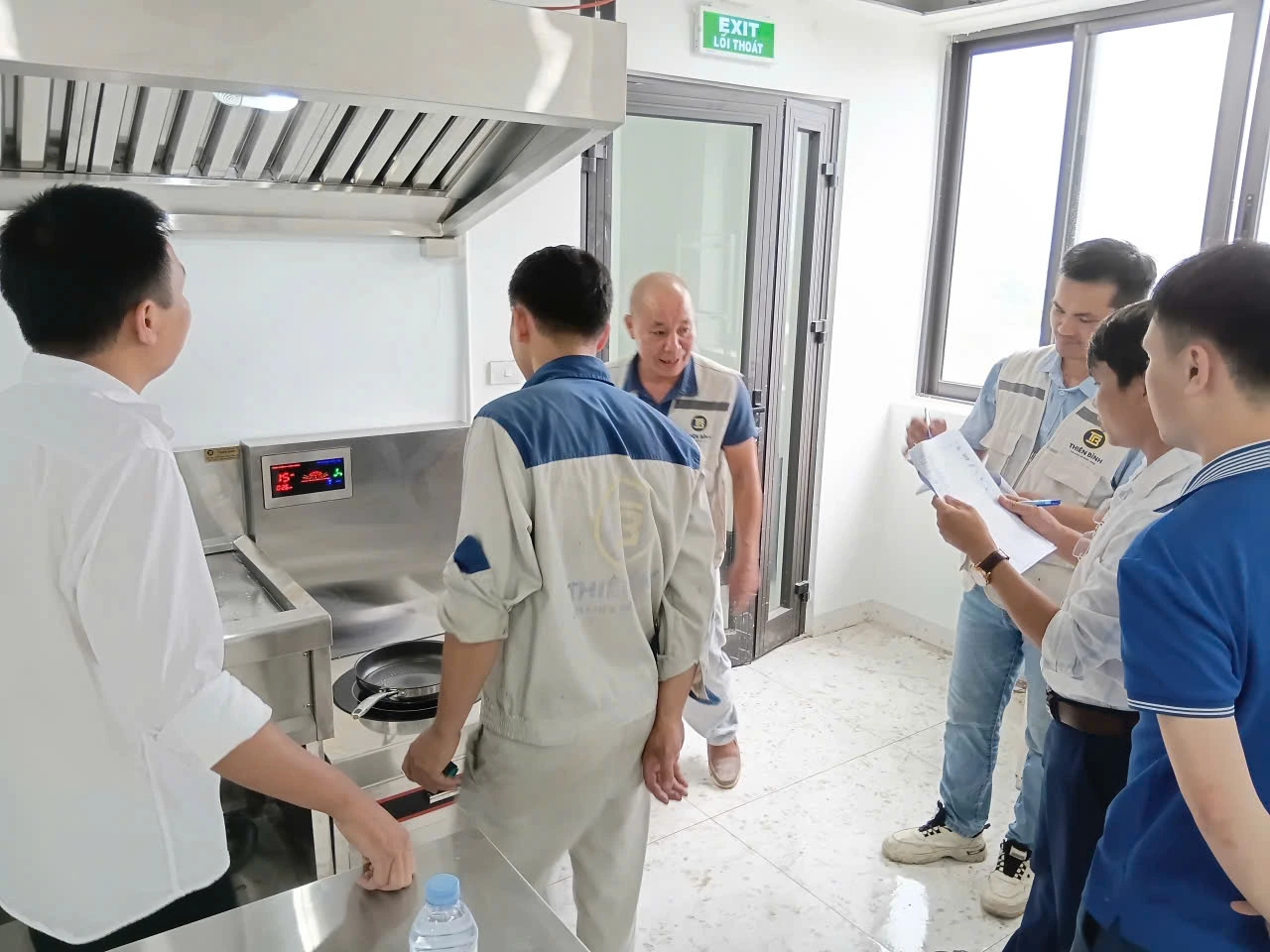 thiên bình group chuyên cung cấp thiết bị bếp và bếp từ công nghiệp uy tín hơn 10 năm kinh nghiệm